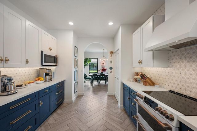 14371 Wellington Trace, Wellington, FL 33414