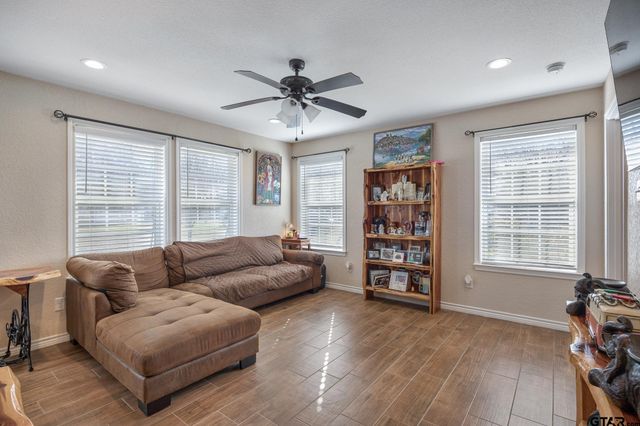 7573 County Road 48, Tyler, TX 75704