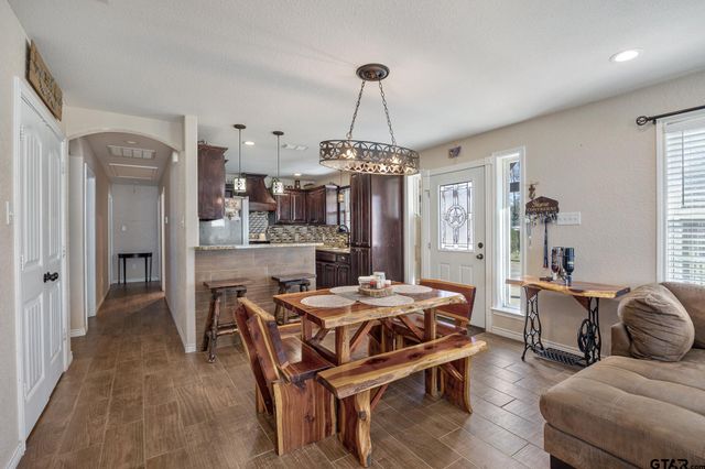 7573 County Road 48, Tyler, TX 75704