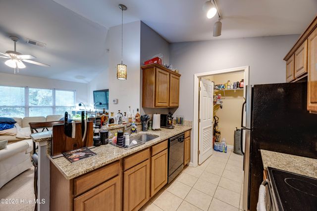 4420 Jay Bird Circle Unit 208, Wilmington, NC 28412
