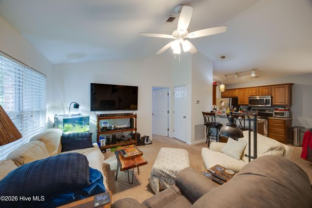 4420 Jay Bird Circle Unit 208, Wilmington, NC 28412