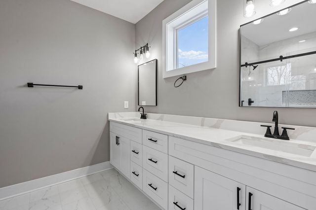 752B Croley Dr, Nashville, TN 37209