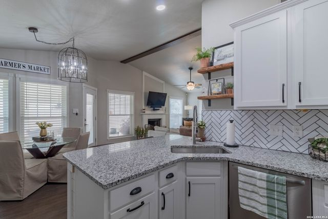 12146 Magnolia Blossom, San Antonio, TX 78247