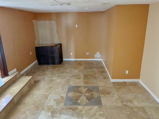 3186 Grand Avenue, Baldwin Harbor, NY 11510