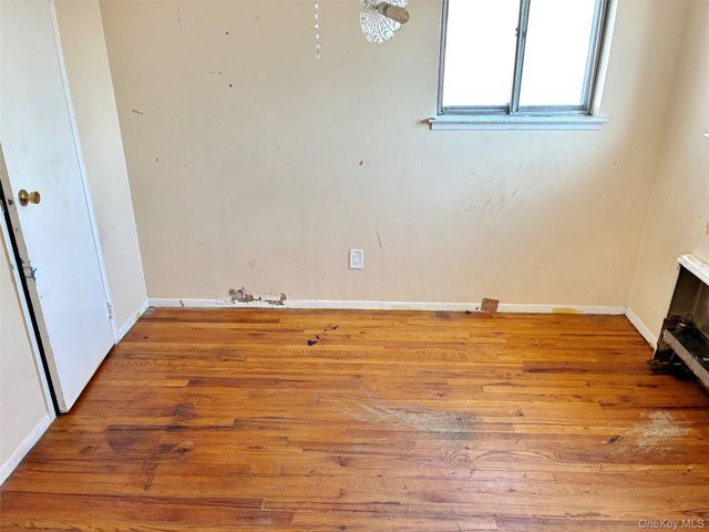 3186 Grand Avenue, Baldwin Harbor, NY 11510