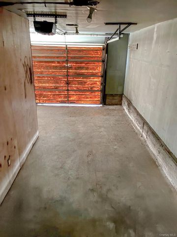 3186 Grand Avenue, Baldwin Harbor, NY 11510