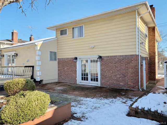 3186 Grand Avenue, Baldwin Harbor, NY 11510