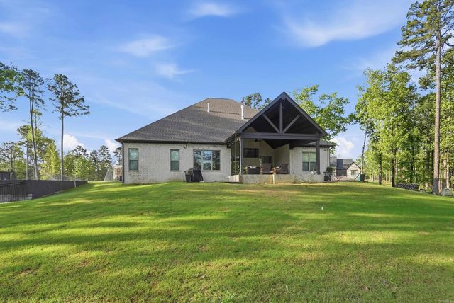 3945 Orchard Hill Drive, Conway, AR 72034