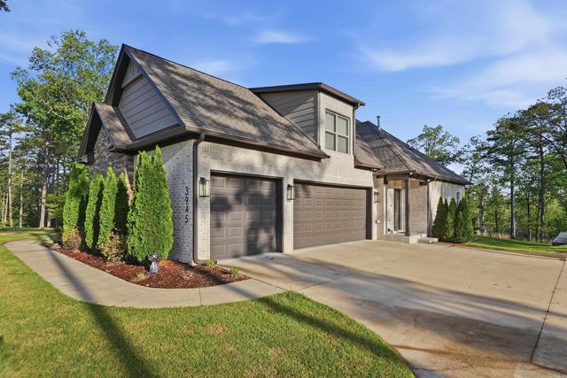 3945 Orchard Hill Drive, Conway, AR 72034