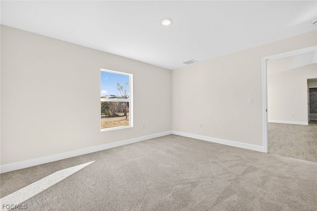 1110 NW 19th ST, Cape Coral, FL 33993