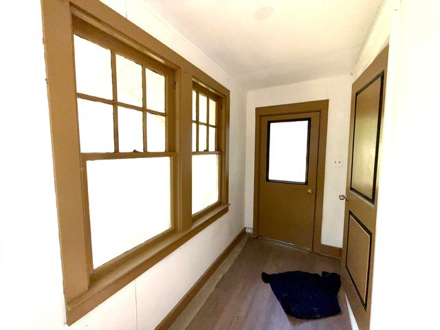 1872 Commerce Street, Muskegon, MI 49441