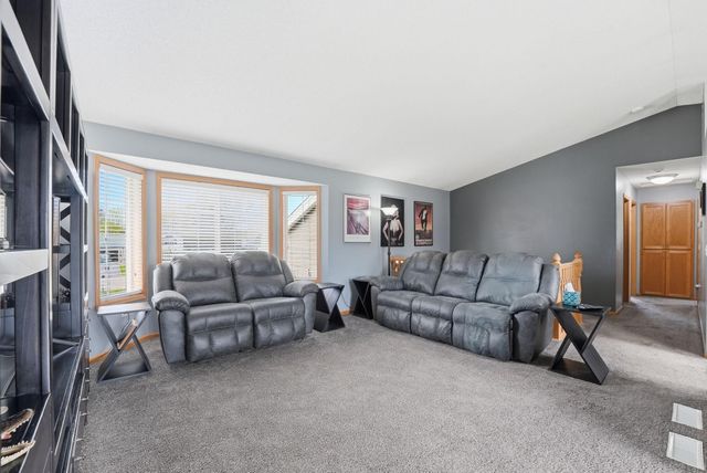 26173 Goodview Avenue, Wyoming, MN 55092