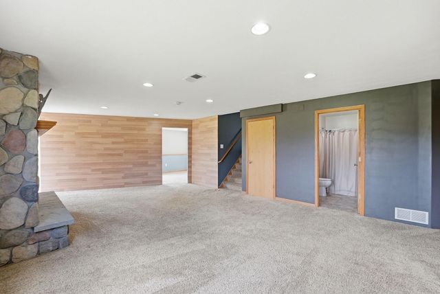 26173 Goodview Avenue, Wyoming, MN 55092