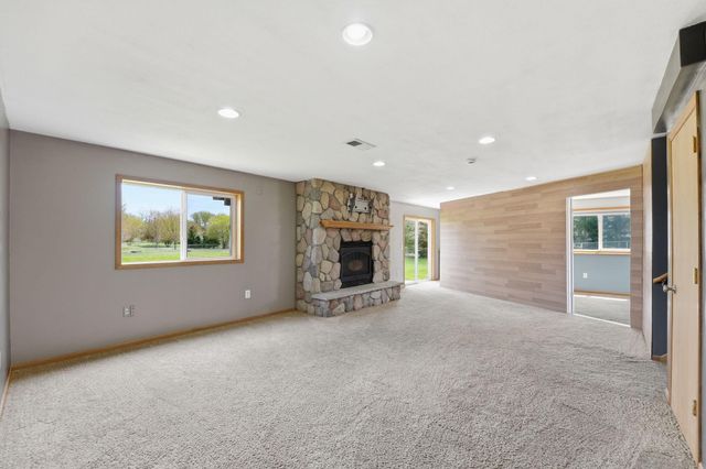 26173 Goodview Avenue, Wyoming, MN 55092