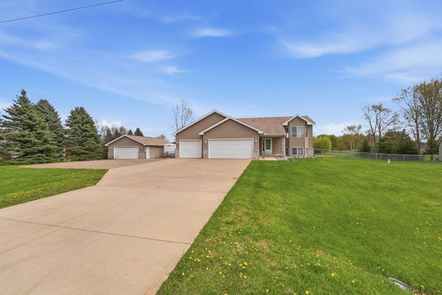 26173 Goodview Avenue, Wyoming, MN 55092