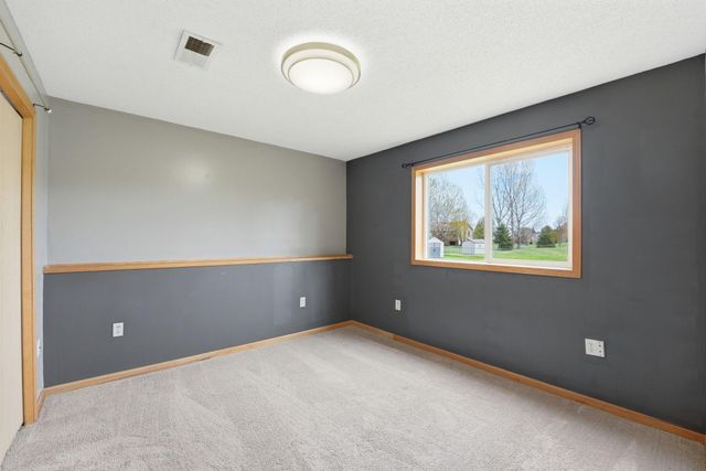 26173 Goodview Avenue, Wyoming, MN 55092