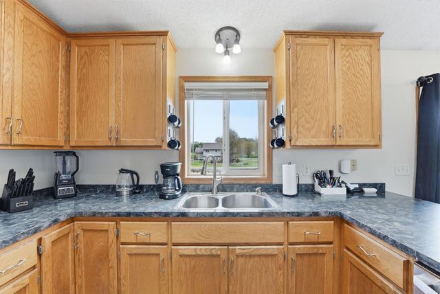 26173 Goodview Avenue, Wyoming, MN 55092
