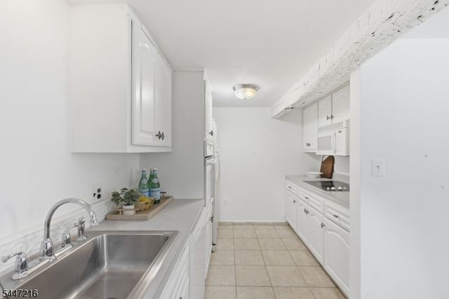 8 Morris Tpke, Randolph Twp., NJ 07869