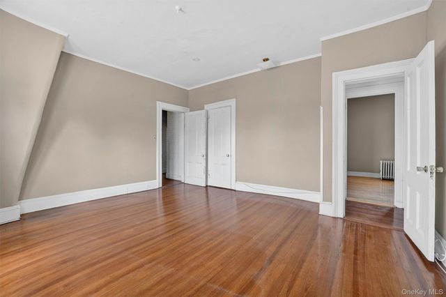 354 Palisade Avenue, Yonkers, NY 10703