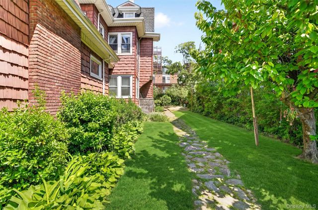 354 Palisade Avenue, Yonkers, NY 10703