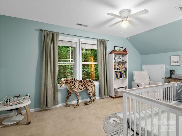 264 Charming Lane, Hendersonville, NC 28792