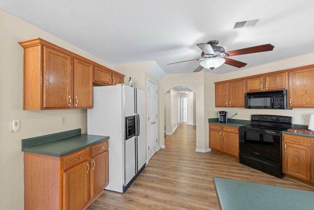 6767 BEAGLE RUN LN, Bartlett, TN 38135