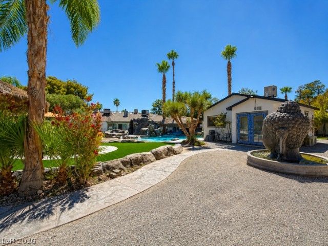 2929 El Camino Road, Las Vegas, NV 89146