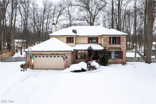 8538 Wedgewood Court, Olmsted Twp, OH 44138