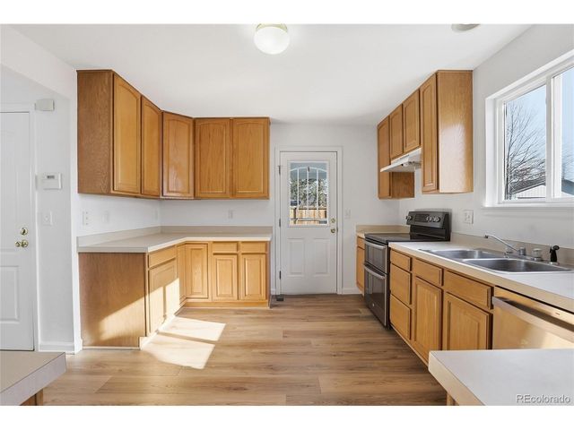 3736 S Inca St, Englewood, CO 80110