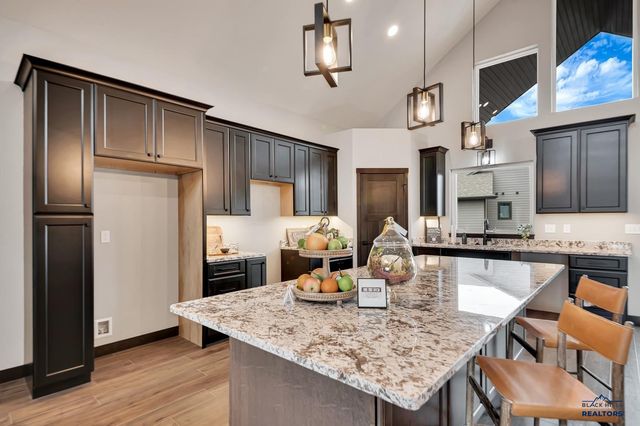 4736 ANDEAN CT, Rapid City, SD 57702