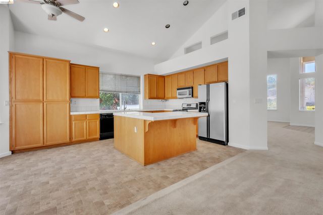 2605 Forty Niner Way, Antioch, CA 94531