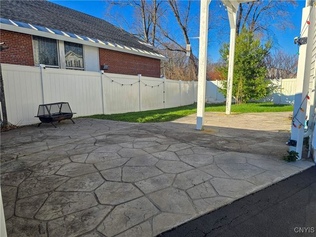 337 North Peterboro Street, Lenox, NY 13032