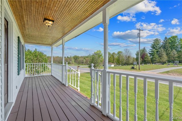661 County Route 11, West Monroe, NY 13167