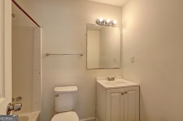 5576 Kiernan Drive, Macon, GA 31217