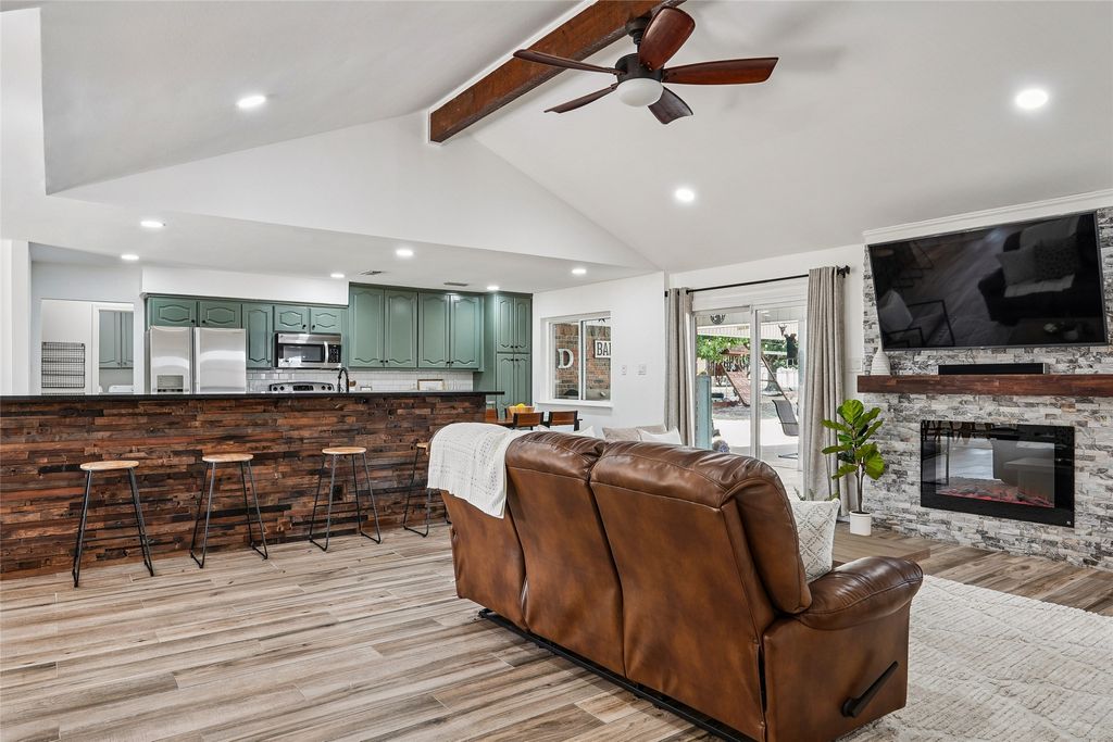 1710 Vineyard Road, Grand Prairie, TX 75052 — photo 4