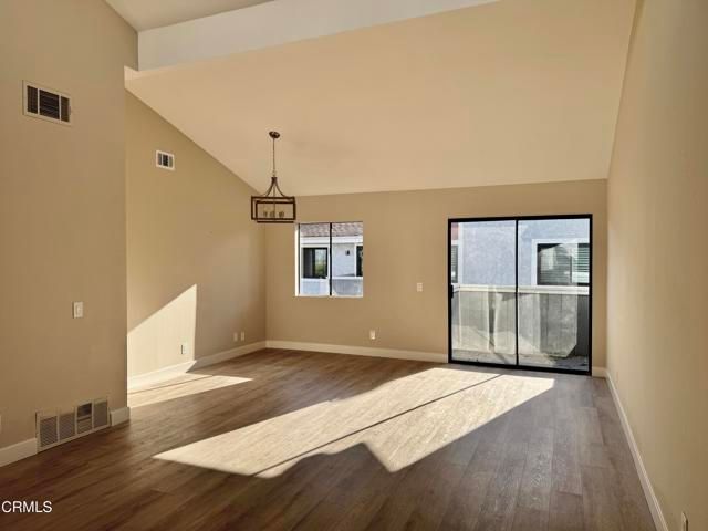 5222 Longfellow Way, Oxnard, CA 93033