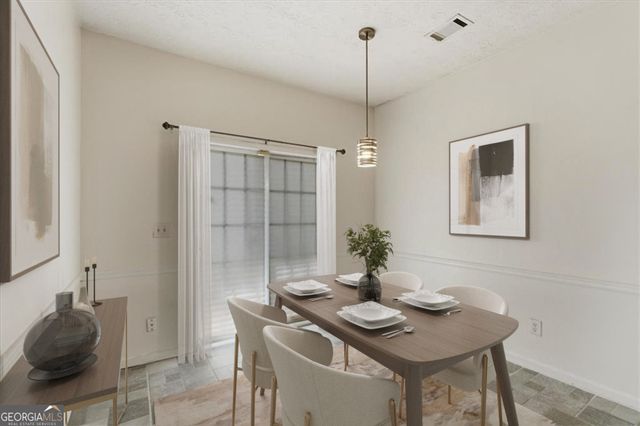 2818 Village Trc, East Point, GA 30344