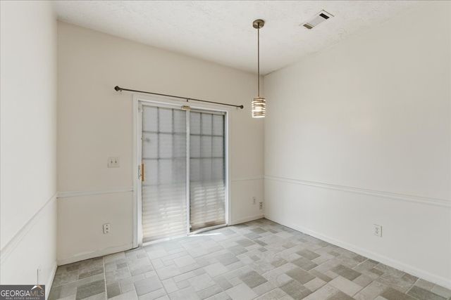 2818 Village Trc, East Point, GA 30344