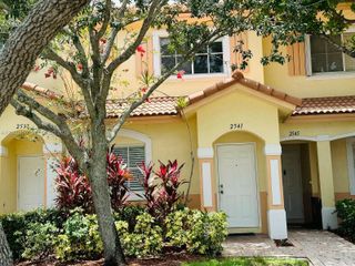2541 SW 83rd Ter 103, Miramar, FL 33025