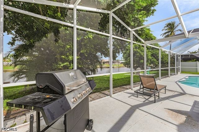 4614 SE 1st PL, Cape Coral, FL 33904