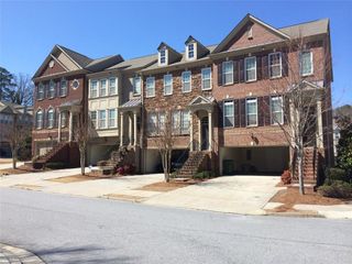 2856 Overlook NE Trace, Atlanta, GA 30324
