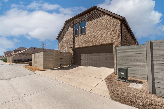 824 Parkside Drive, Argyle, TX 76226