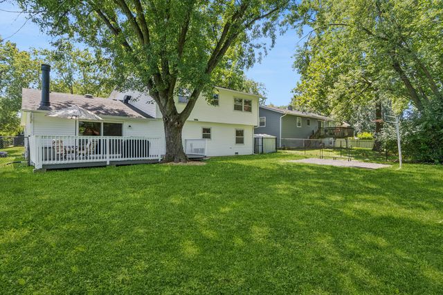 3 Vigilance Court, Bolingbrook, IL 60440