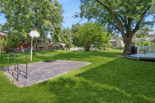 3 Vigilance Court, Bolingbrook, IL 60440