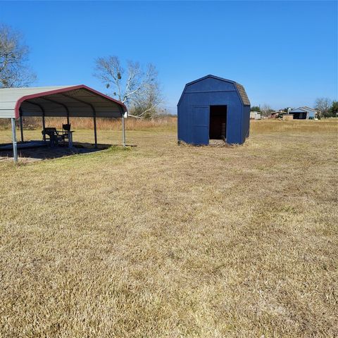6047 W Creek Road, East Bernard, TX 77435