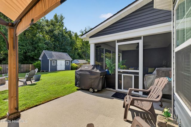 8531 Old Forest Drive NE, Leland, NC 28451