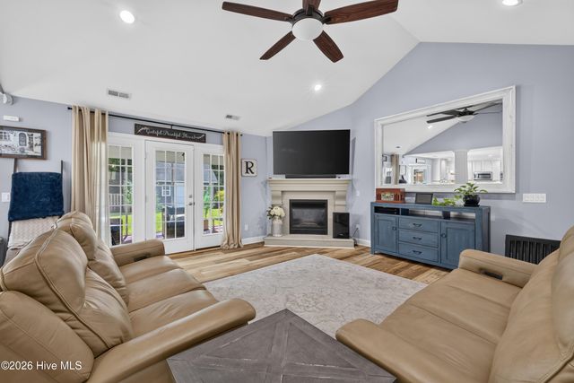 8531 Old Forest Drive NE, Leland, NC 28451