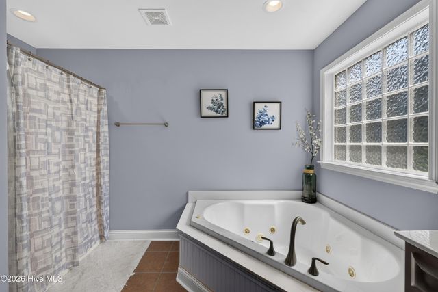 8531 Old Forest Drive NE, Leland, NC 28451