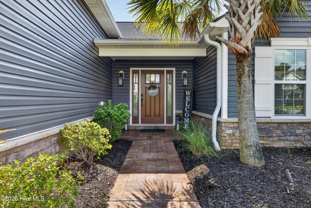8531 Old Forest Drive NE, Leland, NC 28451