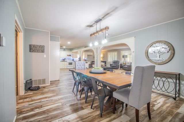 1603 E Reppto Street, Brownfield, TX 79316